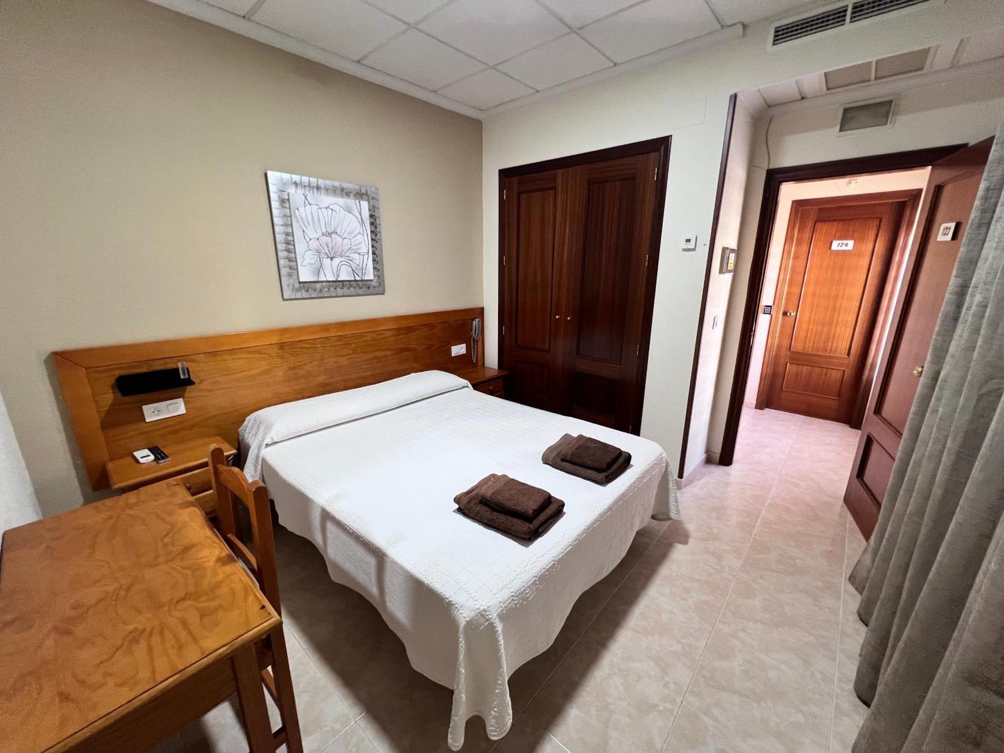 Hotel Don Juan Puente de Génave エクステリア 写真