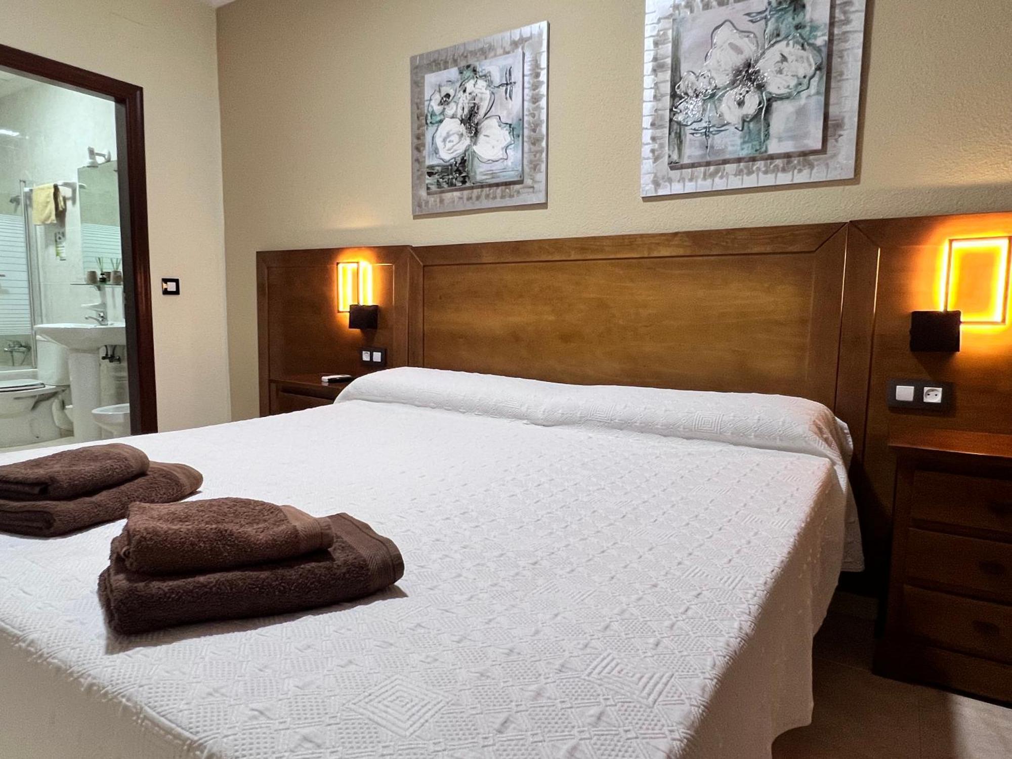 Hotel Don Juan Puente de Génave エクステリア 写真