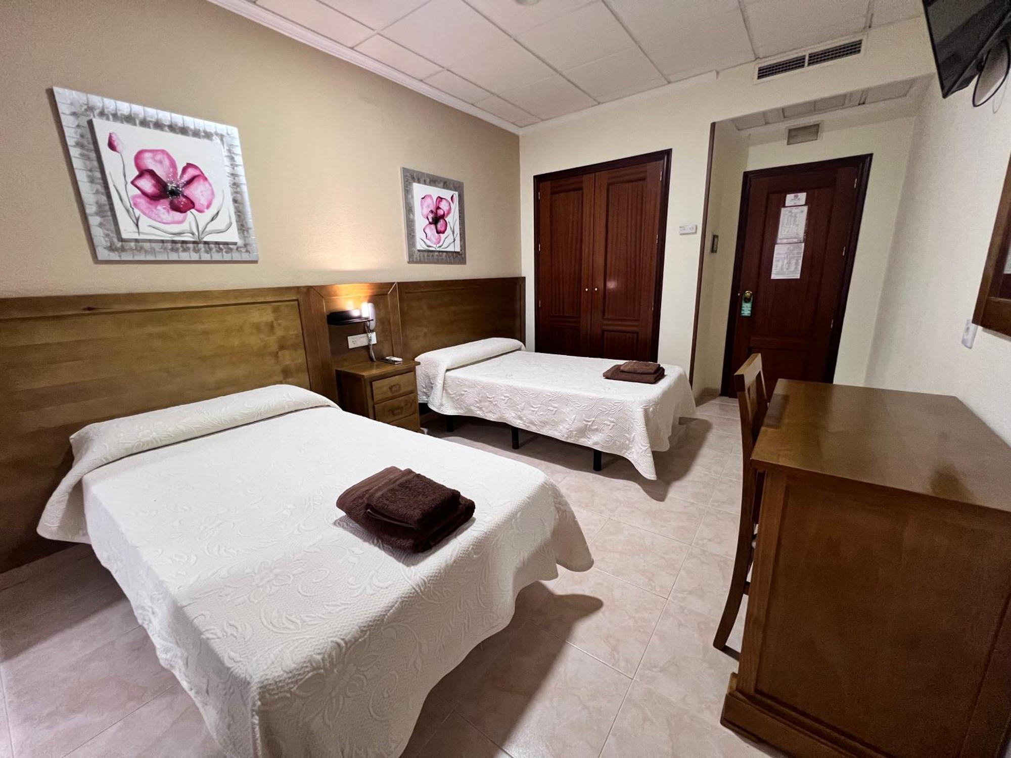 Hotel Don Juan Puente de Génave エクステリア 写真