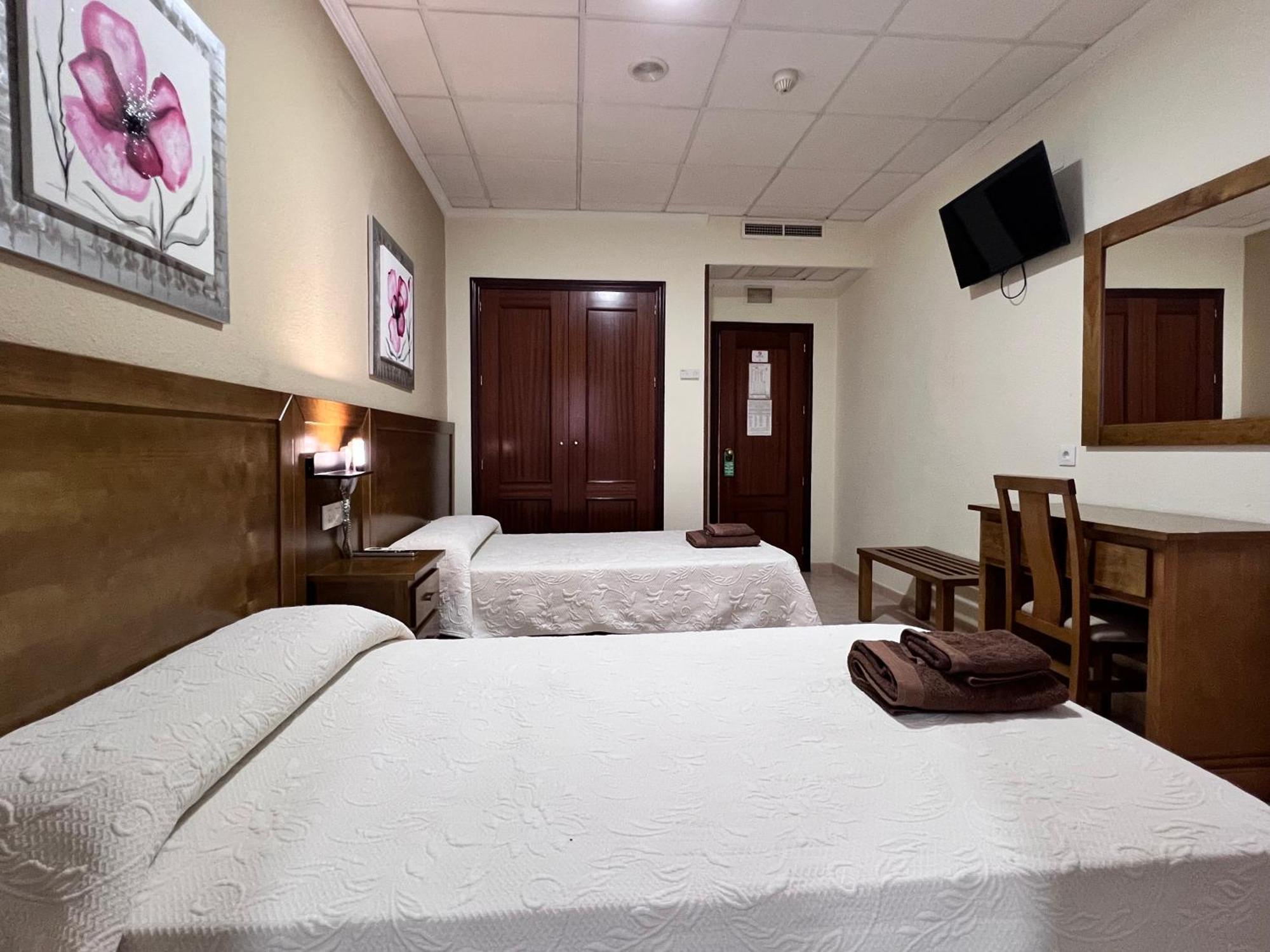 Hotel Don Juan Puente de Génave エクステリア 写真